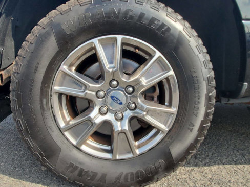 Used 2017 Ford F150 XLT w/ Equipment Group 301A Mid image 20