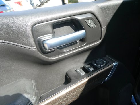Used 2020 Chevrolet Silverado 1500 LT image 13
