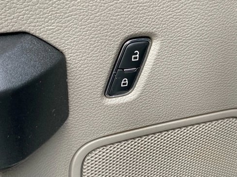 Used 2018 Ford F350 XL w/ Power Equipment Group image 27