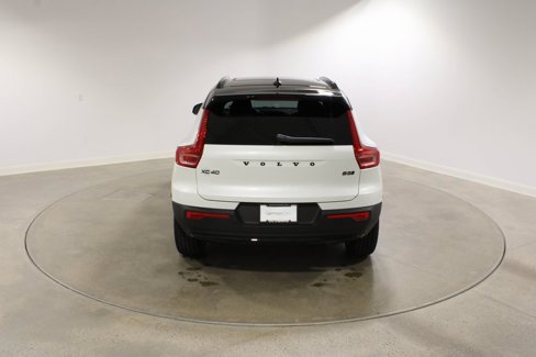 New 2026 Volvo XC40 B5 Ultra w/ Climate Package image 5