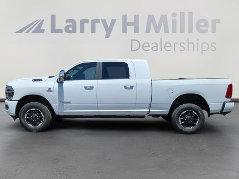New 2025 RAM 2500 Laramie image 2