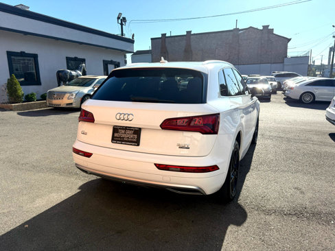 Used 2018 Audi Q5 2.0T Premium image 3