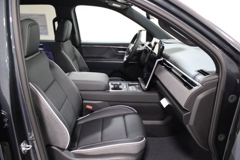 New 2026 GMC Sierra EV Elevation image 45
