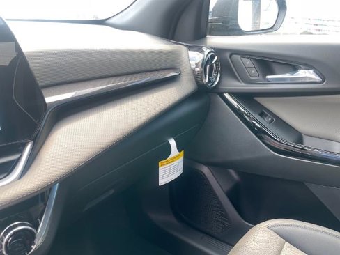New 2026 Chevrolet Equinox LT w/ Convenience Package II image 20