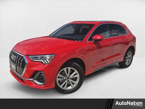 Used 2024 Audi Q3 2.0T Premium image 1