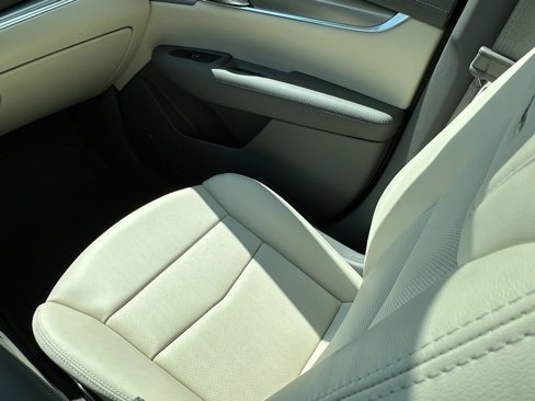 New 2025 Cadillac XT5 Premium Luxury w/ Technology Package image 14