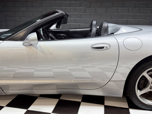 Used 2002 Chevrolet Corvette Convertible w/ Preferred Equipment Group2 image 13