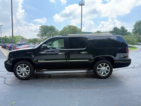 Used 2011 GMC Yukon XL Denali image 8