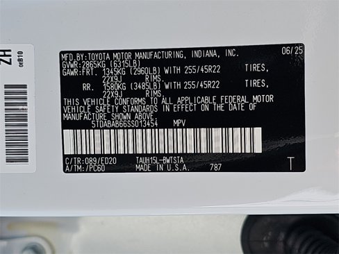 New 2025 Lexus TX 500h AWD image 35