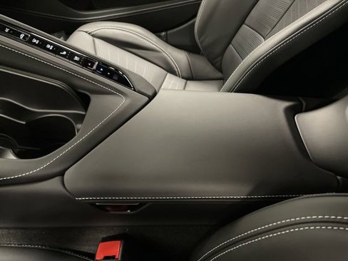 New 2025 Chevrolet Corvette Stingray Premium Cpe w/ Z51 Performance Package image 21
