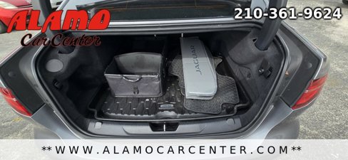 Used 2020 Jaguar XE S image 28