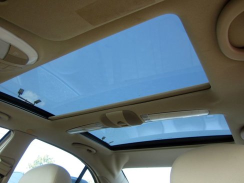 Used 2009 Mercedes-Benz E 350 Sedan image 10