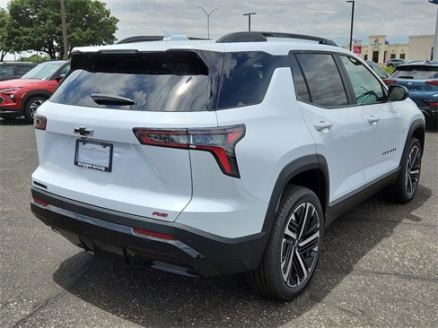 New 2026 Chevrolet Equinox RS image 4