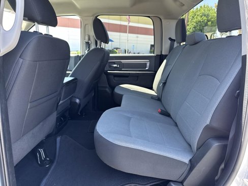 Used 2022 RAM 1500 Classic SLT image 25