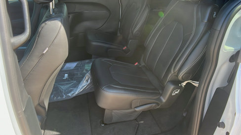 New 2026 Chrysler Voyager LX image 20