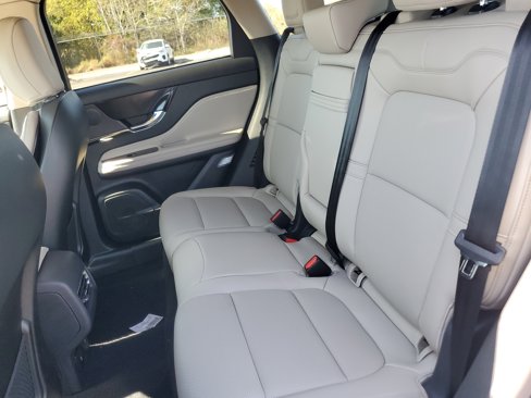 New 2026 Lincoln Corsair Premiere image 28