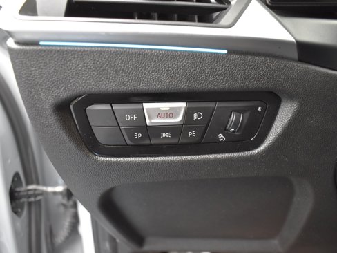 Used 2024 BMW M340i xDrive w/ Driving Assistance Package image 15