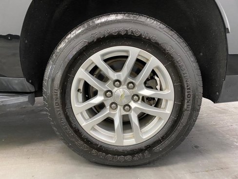 Used 2021 Chevrolet Suburban LT image 18