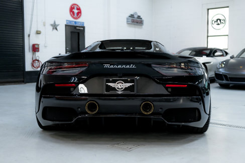Used 2023 Maserati MC20 Spyder image 17