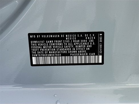 Used 2025 Volkswagen Jetta SE image 31