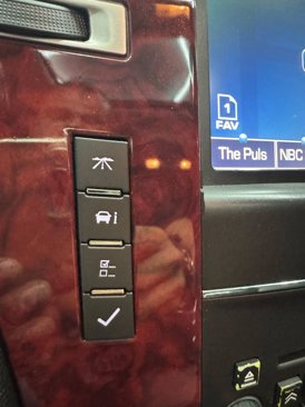 Used 2014 Cadillac Escalade ESV Premium image 22