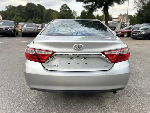Used 2016 Toyota Camry LE image 6