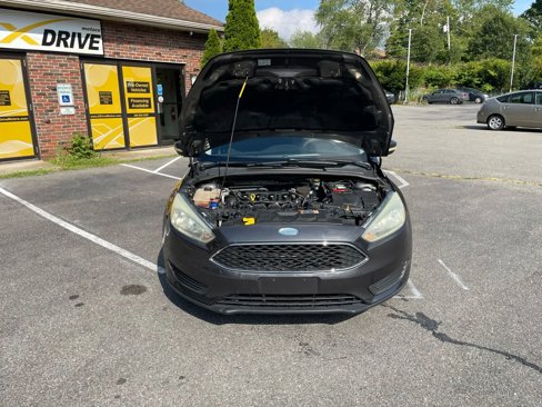Used 2015 Ford Focus SE image 44