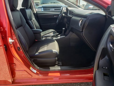 Used 2018 Toyota Corolla SE image 20