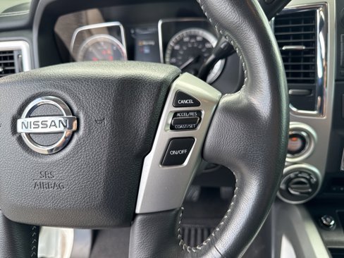 Used 2018 Nissan Titan PRO-4X w/ Pro-4x Convenience Package image 59