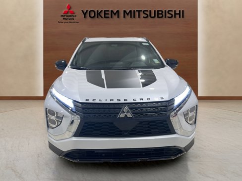 New 2025 Mitsubishi Eclipse Cross Black Edition image 7