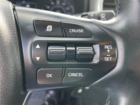 Used 2018 Kia Sorento LX image 16