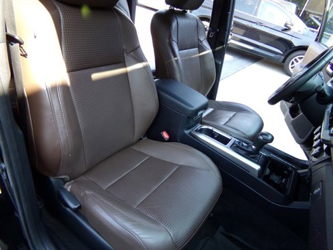 Used 2016 Toyota Tacoma Limited image 29