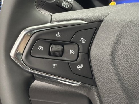 New 2025 Chevrolet Trax LT w/ Driver Confidence Package image 18