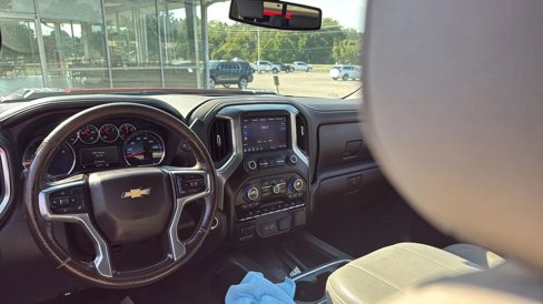 Used 2023 Chevrolet Silverado 2500 LTZ w/ LTZ Convenience Package image 14