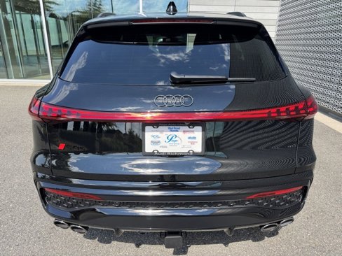 New 2025 Audi SQ5 Premium Plus image 4