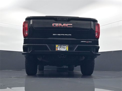 Used 2023 GMC Sierra 1500 AT4X image 26