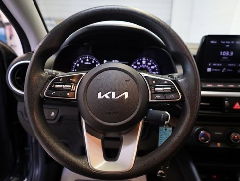 Used 2024 Kia Forte LXS image 8