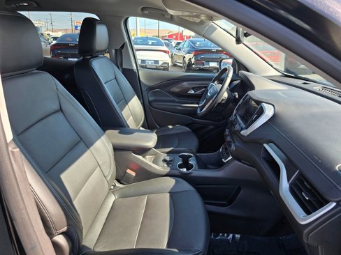 Used 2024 GMC Terrain SLT image 12