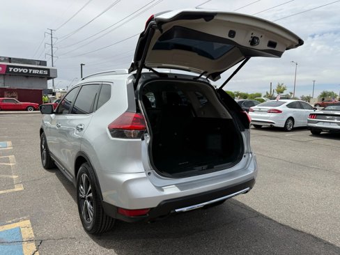 Used 2018 Nissan Rogue SL image 48