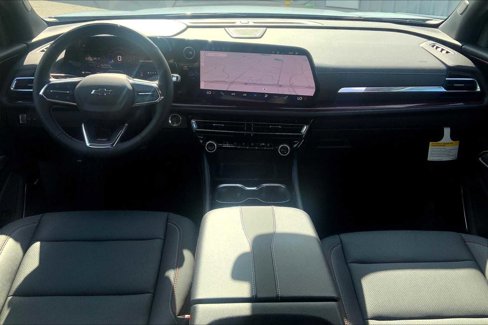 New 2026 Chevrolet Traverse Z71 w/ Enhanced Driving Package image 5