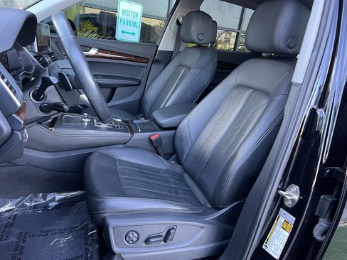 Used 2020 Audi Q5 2.0T Premium Plus w/ Premium Plus Package image 12