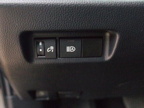 Used 2024 Toyota RAV4 XLE image 16