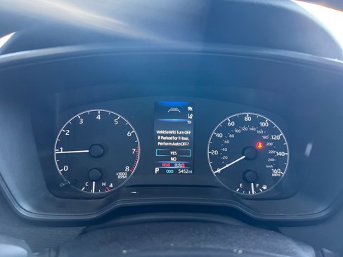 Used 2025 Toyota Corolla LE image 19