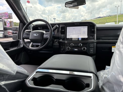 New 2026 Ford F350 Lariat image 29