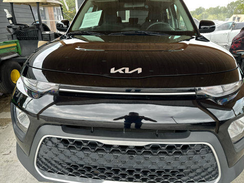 Used 2022 Kia Soul LX image 19
