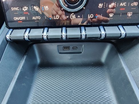 New 2026 GMC Terrain AT4 w/ Convenience Package III image 31