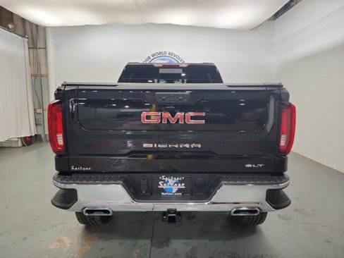 Used 2023 GMC Sierra 1500 SLT w/ SLT Premium Package image 7