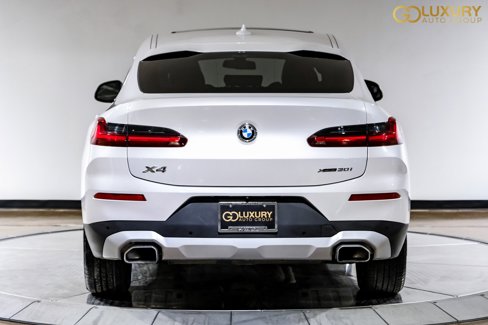 Used 2025 BMW X4 xDrive30i image 11