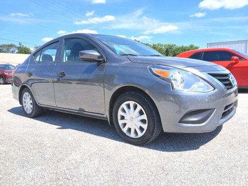 Used 2019 Nissan Versa S Plus image 1