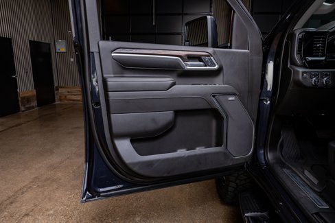 Used 2025 GMC Sierra 3500 SLT w/ SLT Convenience Package image 36
